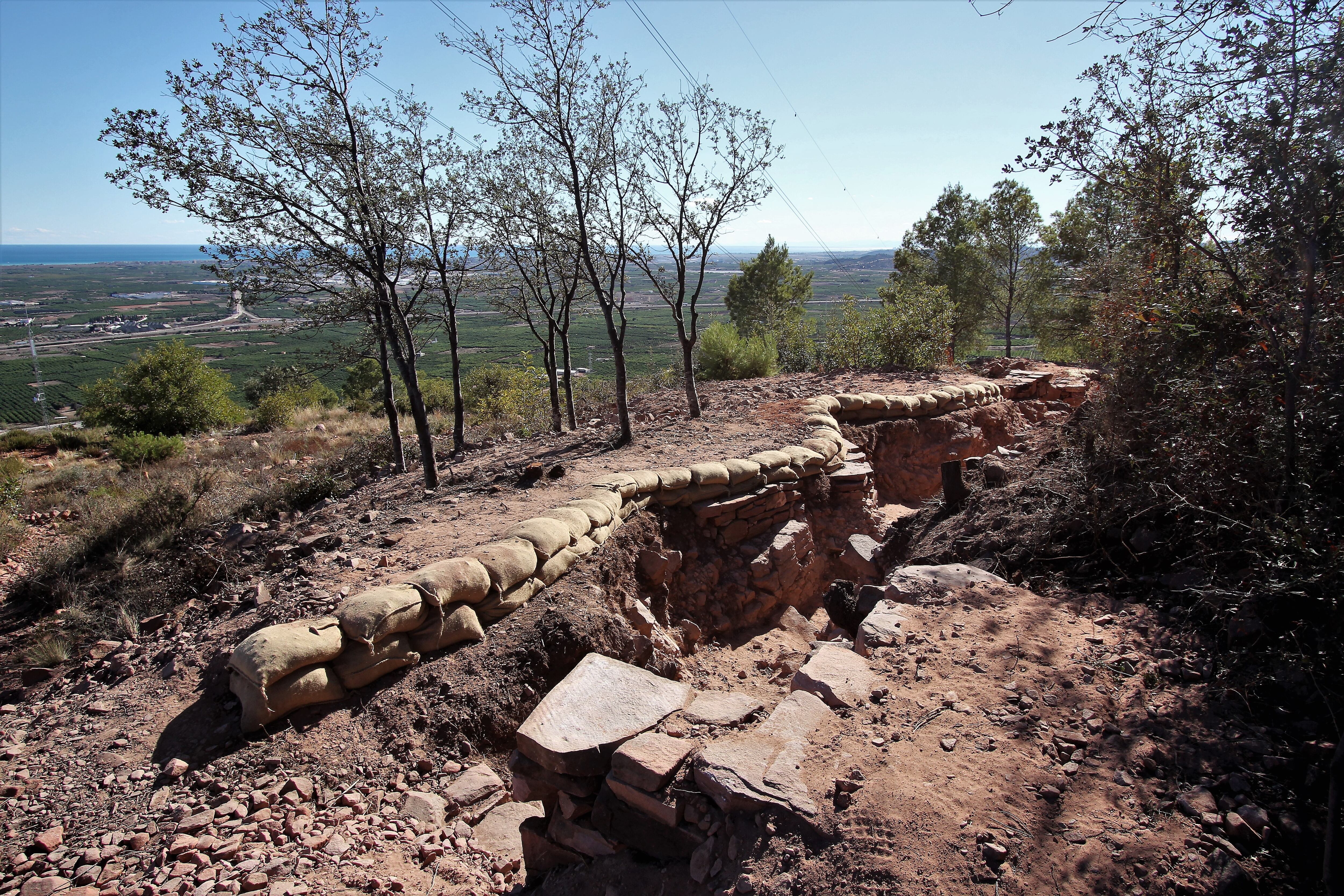 Trinchera de la Guerra Civil en los alrededores de La Vilaviella. 