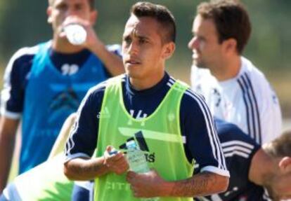 Orellana, durante un entrenamiento con el Celta