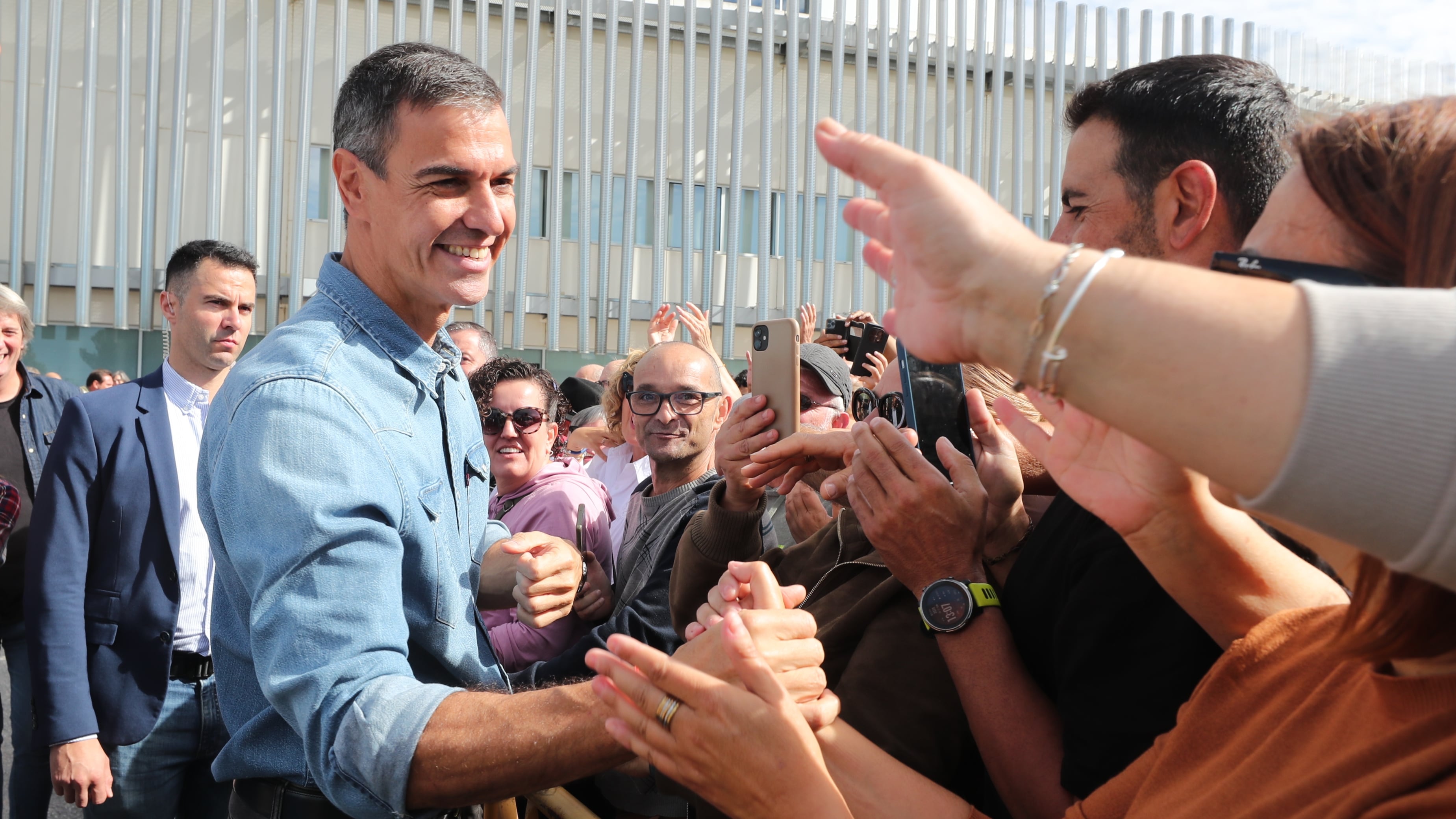 Sánchez pide al Supremo que “frene el intento de atropello” de Feijóo y Abascal y permita votar a los descendientes del exilio