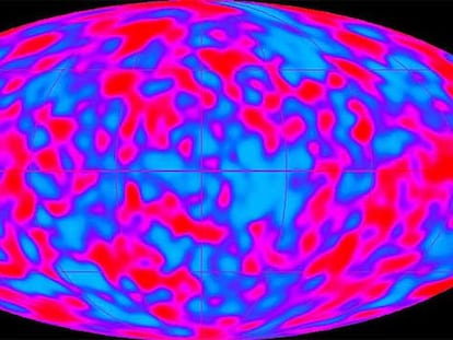 Mapa de las fluctuaciones en el universo primitivo hecho por el <i>COBE.</i>