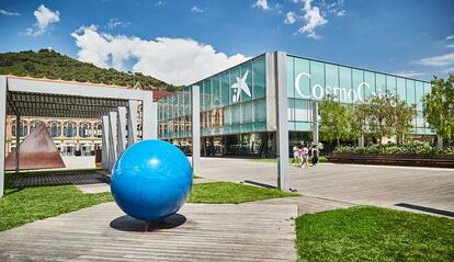 Exterior de CosmoCaixa de Barcelona.