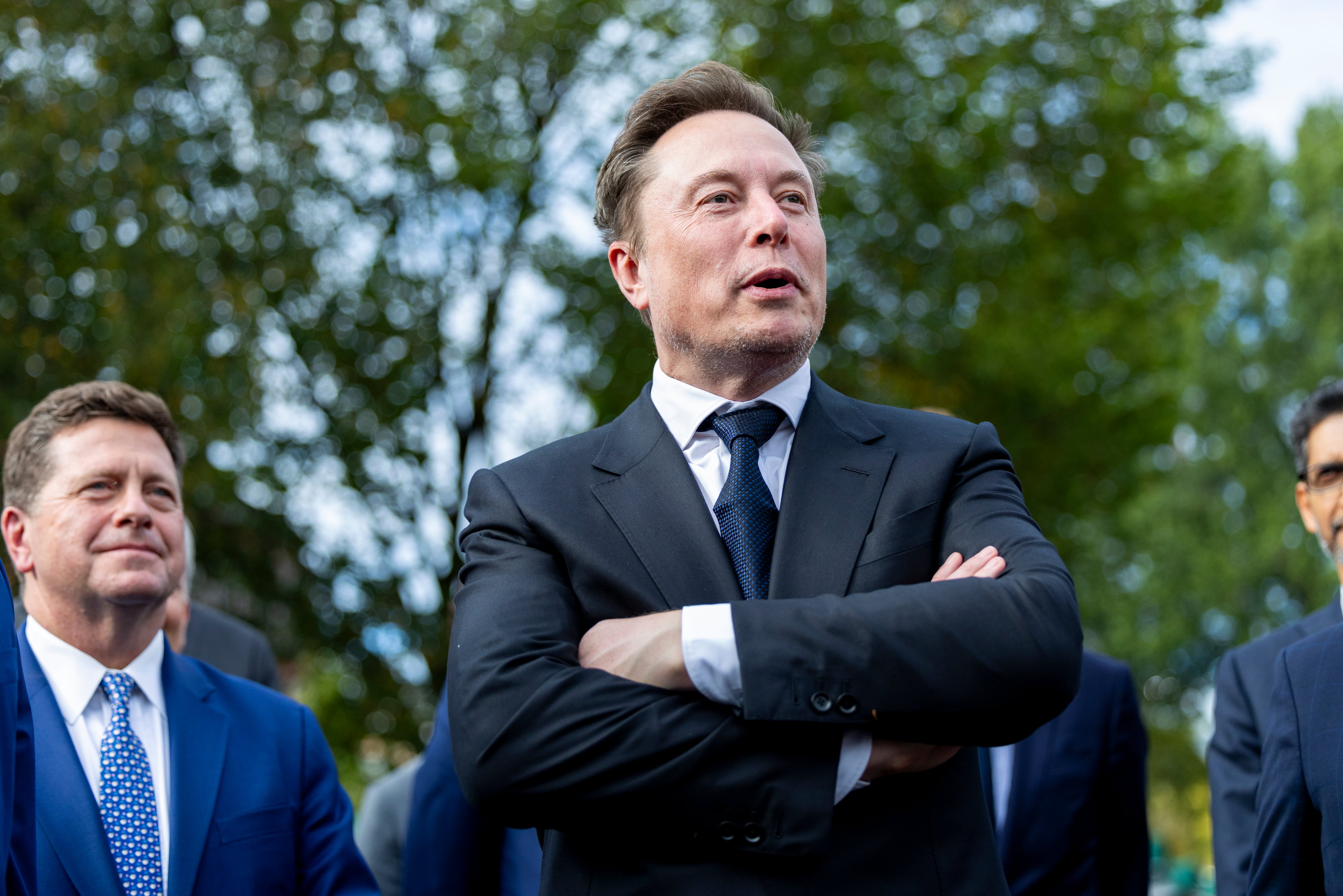 Elon Musk vuelve a ser billonario con el respaldo de la banca de inversión 