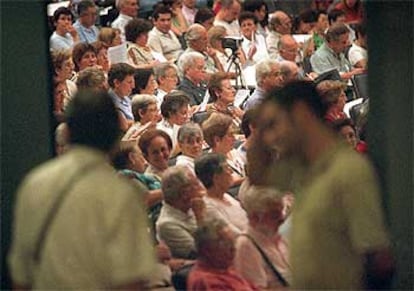 Asistentes al  23º Congreso de Teología, celebrado en la sede central de CC OO, en Madrid.