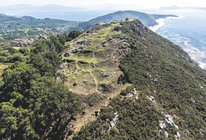 Vista aérea del monte do Facho, en Pontevedra.