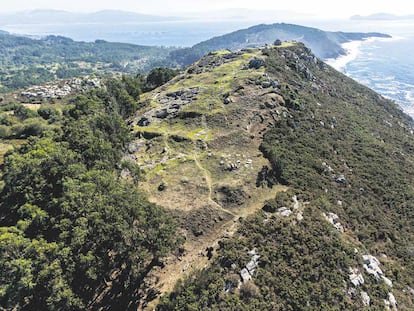 Vista aérea del monte do Facho, en Pontevedra.