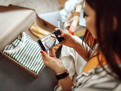 Artículo de EL PAÍS Escaparate que describe los mejores chollos de la semana en Amazon con descuentos de hasta el 80%