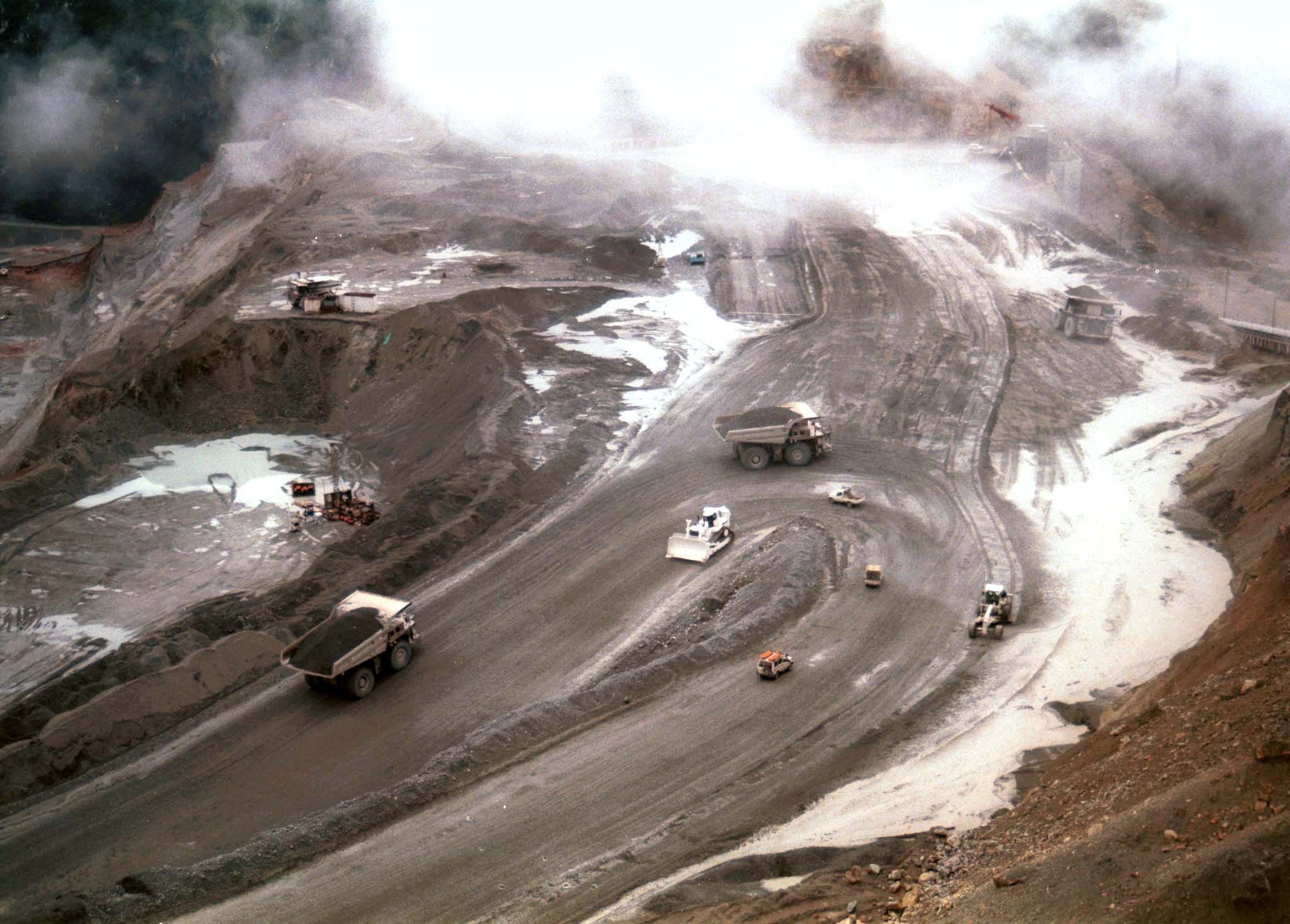 Mina Grasberg, de oro y cobre, operada por PT Freeport Indonesia en las montañas de Irian Jaya, en la isla de Nueva Guinea, al norte de Australia.