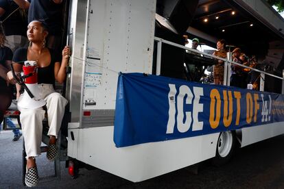 Protesta contra las acciones federales de control de inmigración, en Los Ángeles, California, el 12 de agosto de 2025.