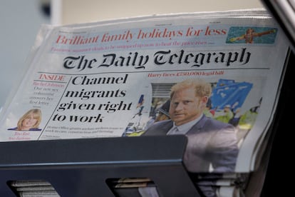 Copias del 'Telegraph' en un supermercado de Londres.