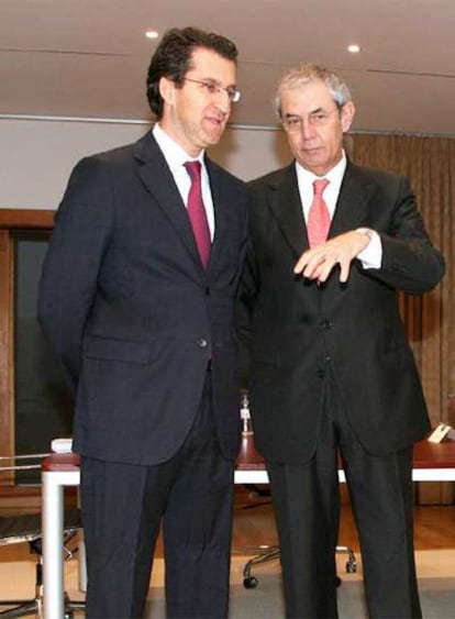Núñez Feijóo y Pérez Touriño, en una reunión en Monte Pío.