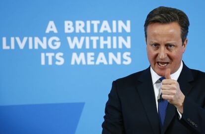 David Cameron presenta su plan económico, este lunes en Nottingham.