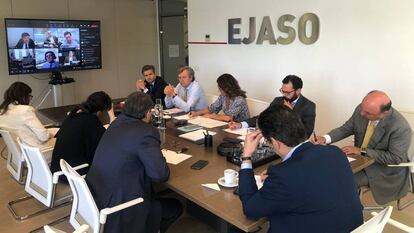 El nuevo equipo de Energía de Ejaso en una reunión.