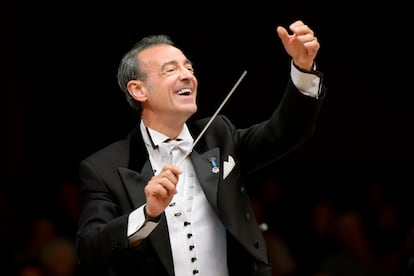 El director de orquesta y compositor Miguel Ángel Gómez Martínez, en una foto cedida por RTVE.