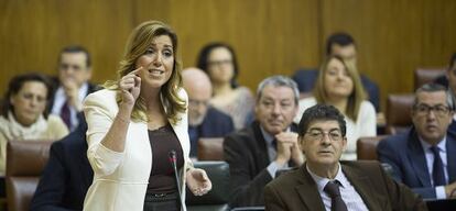 Susana D&iacute;az, esta ma&ntilde;ana en el Parlamento andaluz.