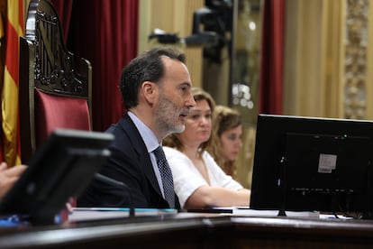 Gabriel Le Senne (Vox), durante la sesión de constitución del Parlamento balear, el día 20.