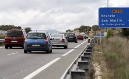 Aspecto de la M-501, carretera de los pantanos, en sentido salida de Madrid. EFE/Archivo