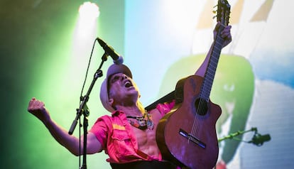 Manu Chao em um show.