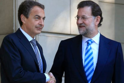 José Luis Rodríguez Zapatero y Mariano Rajoy, el pasado miércoles en La Moncloa.