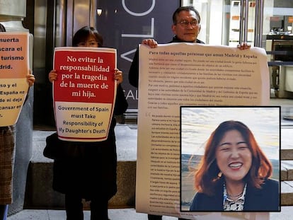 The silent protest staged by the Korean student’s parents, Youngsook Han, 60, and Sungwoo Lee, 58.