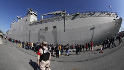 7.500 personas visitaron el buque Juan Carlos I el sábado y más de 3.000 este domingo.