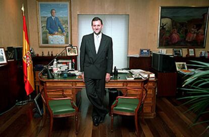 Mariano Rajoy, vicepresidente del Gobierno,  en su despacho.