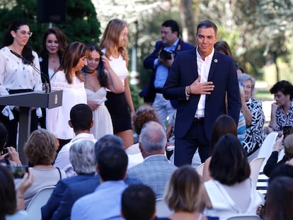 Pedro Sánchez, durante el acto con ciudadanos este lunes en La Moncloa.