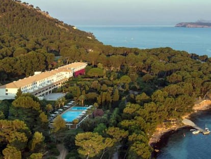 Vista del hotel Formentor en Mallorca, vendido por Barceló a Emin Capital por 165 millones de euros.