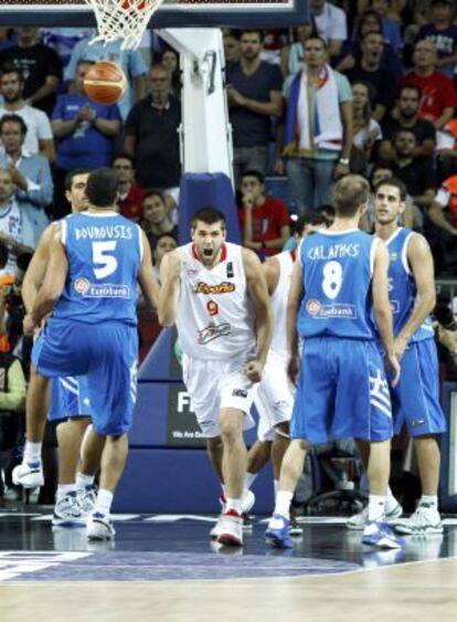 La selección española frente a la griega, una de las invitadas.