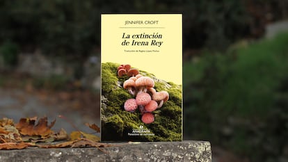 Cover des Buches „The Extinction of Irena Rey“ von Jennifer Croft (Anagrama), übersetzt von Regina López Muñoz.