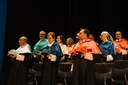 Acto académico de apertura del curso académico 2025-2026 de las universidades valencianas, en el Paraninfo de la Universidad de Alicante, este martes.
