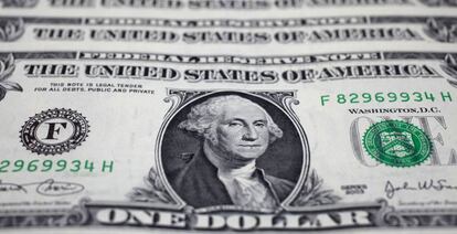 Billetes de dólar.
