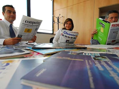 Ambrosio Rodríguez, AnunciaCión López y Gregorio Balsa, promotores de una editorial informática.