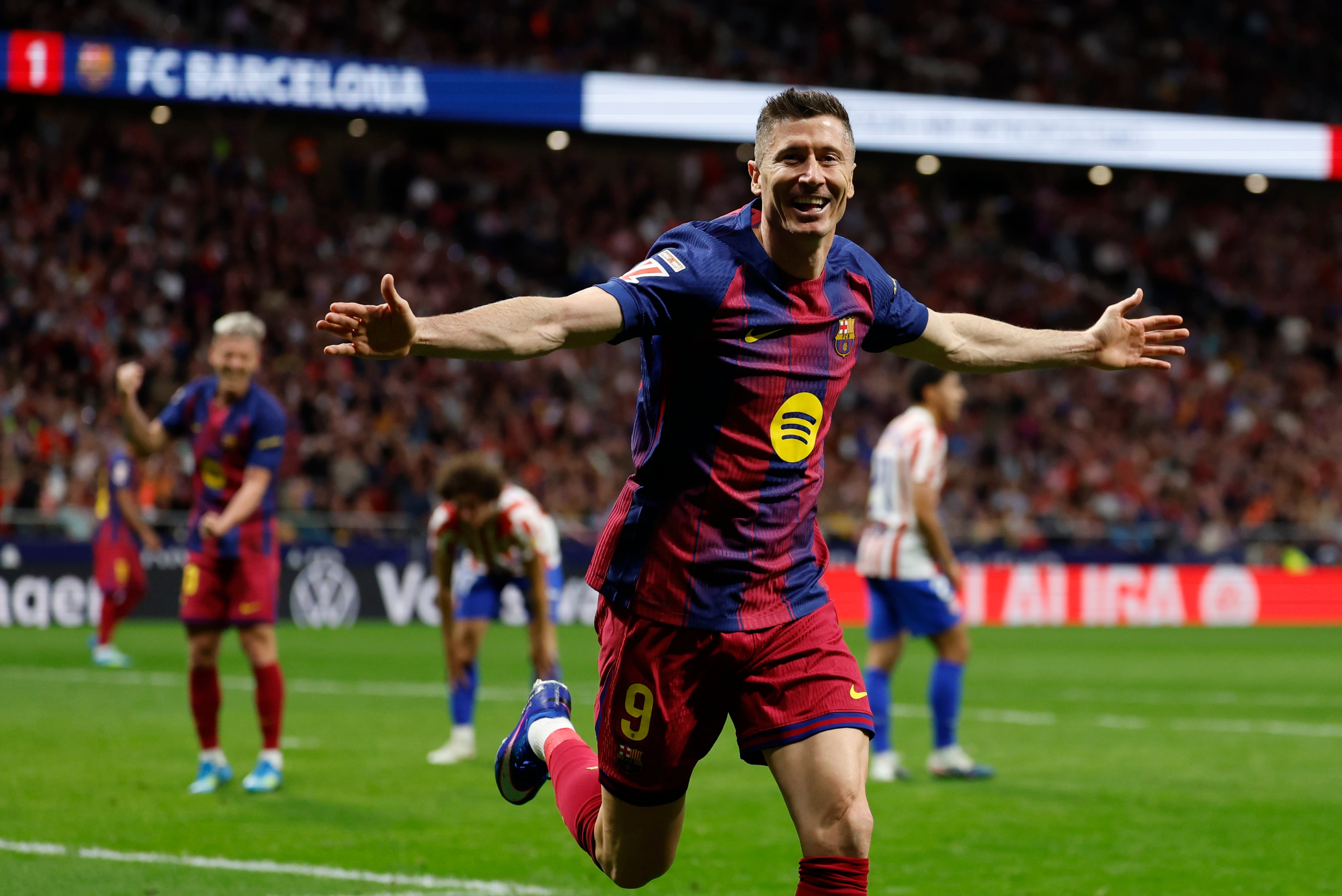 El Barça da un golpe de rebote a la Liga