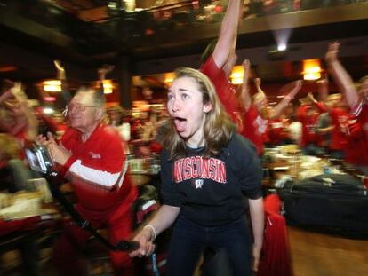 Aficcionados celebran el pase a la final en Wisconsin