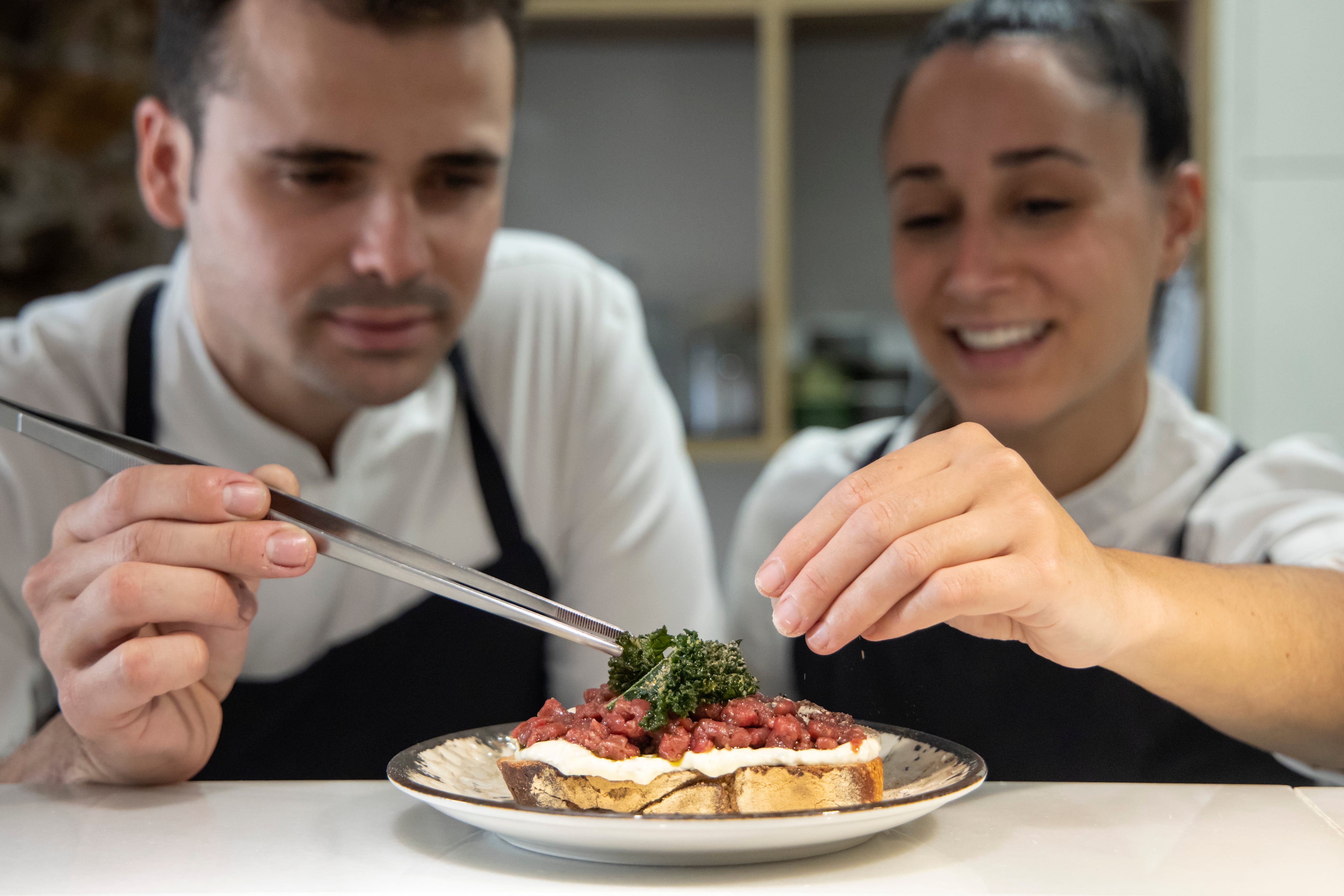 De empleado del mes en un McDonald’s de Bristol a iluminar con su cocina el barrio malagueño del Soho