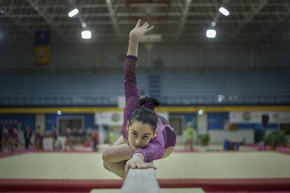 La gimnasta Ana Pérez en el pabellón Amate de Sevilla.