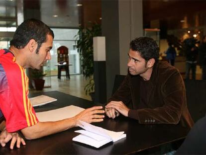 Guardiola y Hierro, ayer en Las Rozas, en Madrid.