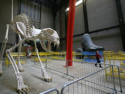 TH.2058, instalación de Dominique Gonzalez-Foerster en la Tate Modern de Londres en 2008.