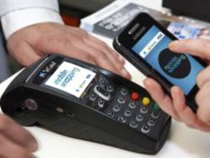 Ensayo de pago m&oacute;vil en el Mobile World Congress de Barcelona. 