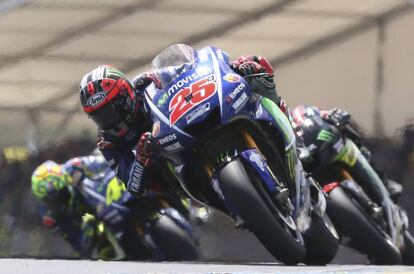 Viñales, líder ante Zarco y Rossi.