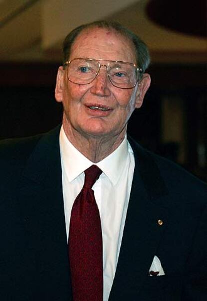 Kerry Packer.