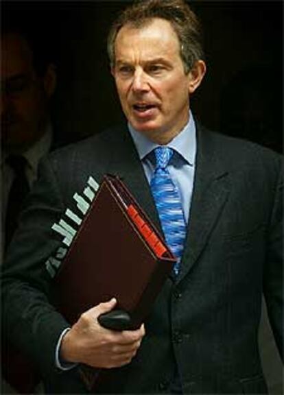 Tony Blair, ayer, en la Cámara de los Comunes, antes de viajar a EE UU.