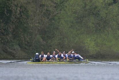 The Oxford University celebra su victoria.