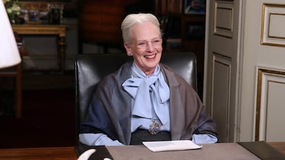 La reina Margarita de Dinamarca en el palacio de Amalienborg, en el discurso para celebrar la llegada del año nuevo 2020.
.
*** Local Caption *** 35031138
