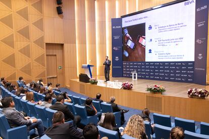 Hugo Nájera, director general de Soluciones al Cliente de BBVA México durante la quinta edición del 'Foro No Money. El fin del dinero en efectivo'.