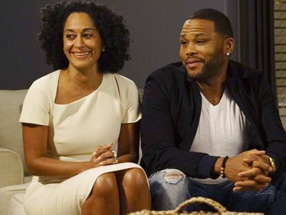 Tracee Ellis Ross y Anthony Anderson, en &#039;Black-ish&#039;.