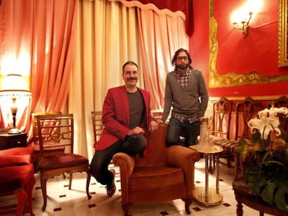 Directors Alberto Puraenvidia and Jos&eacute; Martret (with glasses).