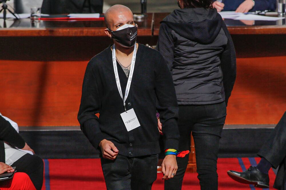El exconstituyente chileno Rodrigo Rojas Vade, en riesgo vital tras ser ...