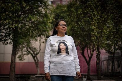 Rocío Méndez Chávez, busca a su hija Sofía Lorena Meneses Méndez, desaparecida a la edad de 25 años, en Ciudad de México, el 28 de junio de 2025. 