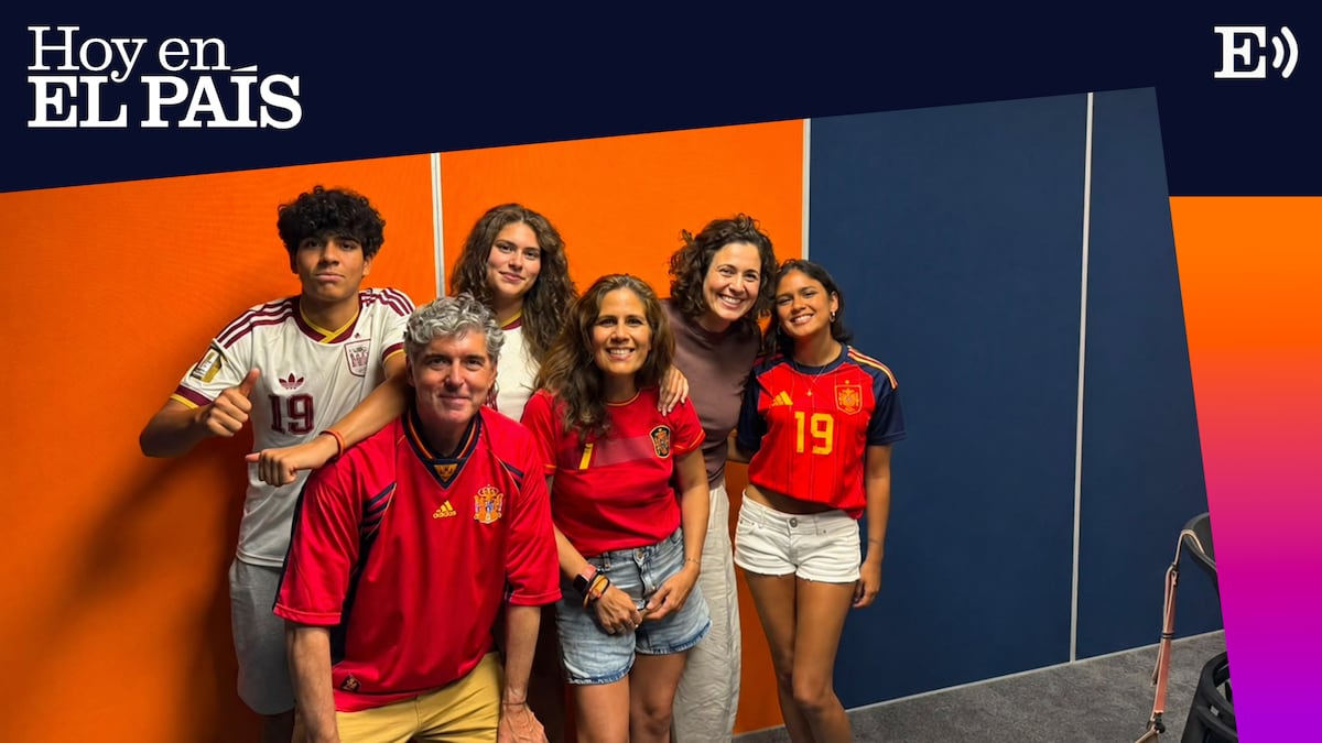 Una familia, cinco nacionalidades y un solo grito: “¡Yo soy español, español, español!"